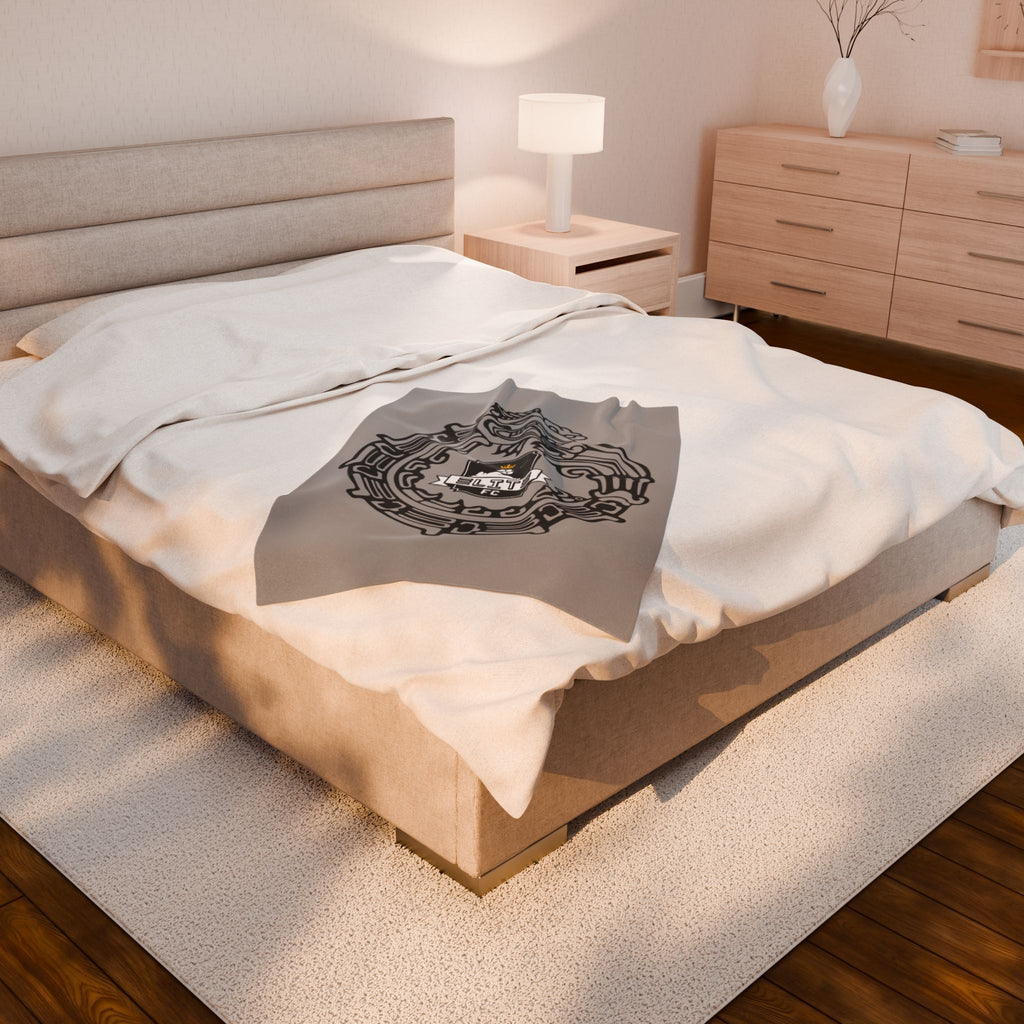 Elite Serpent Plush Blanket Grey